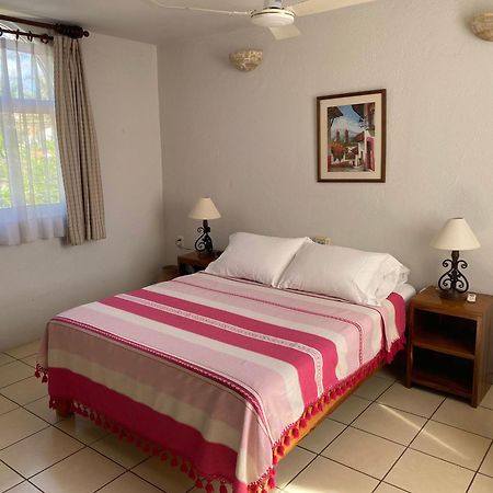 Zandoyo Bed & Breakfast Puerto Escondido  Exterior photo
