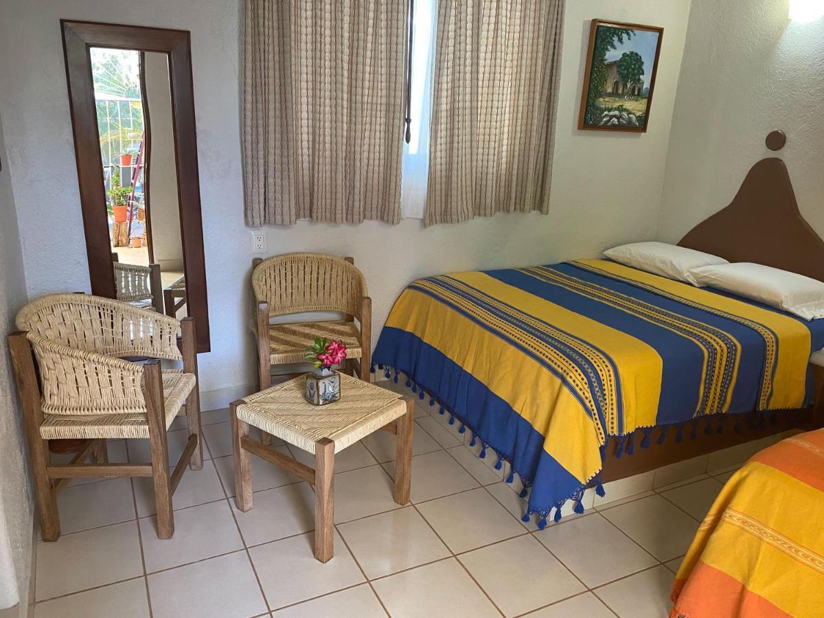 Zandoyo Bed & Breakfast Puerto Escondido  Exterior photo